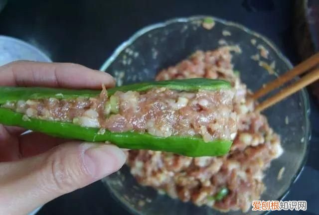 肉末酿青椒的做法 青椒酿肉是蒸还是煎的