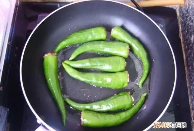 肉末酿青椒的做法 青椒酿肉是蒸还是煎的