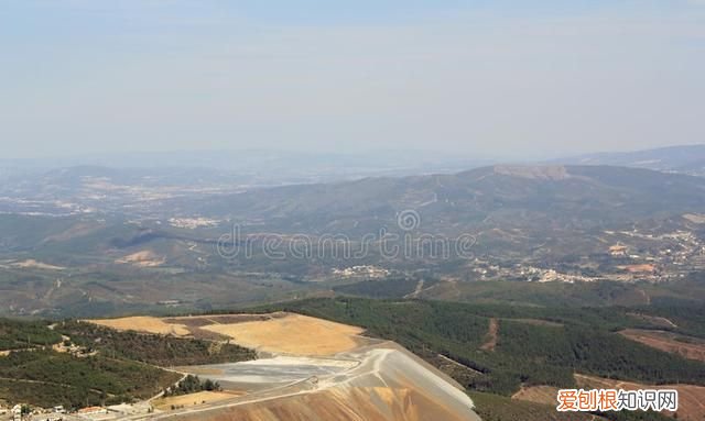 中国钨矿出口量,国际钨矿价格