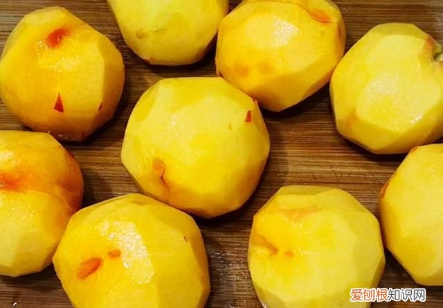 夏天吃桃子怎么才能更凉爽,想吃冰桃子可以把桃子放冰箱吗