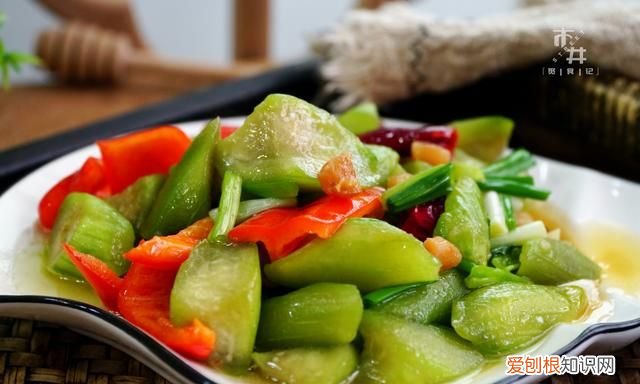 炒丝瓜时多加一步丝瓜鲜嫩脆