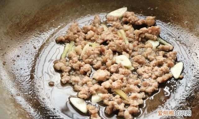 冬瓜怎么做好吃又简单炒的菜,教你冬瓜最简单的做法鲜香软烂