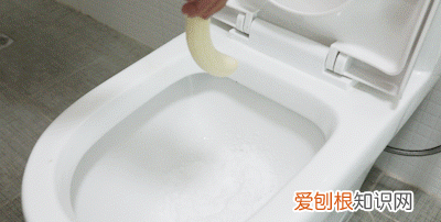 蹲马桶怎么防止水溅到屁股,怎样防止蹲马桶溅一屁股水