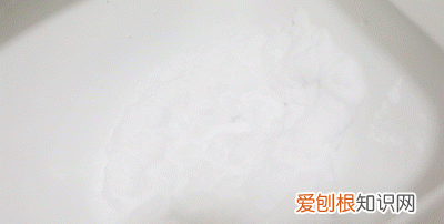 蹲马桶怎么防止水溅到屁股,怎样防止蹲马桶溅一屁股水