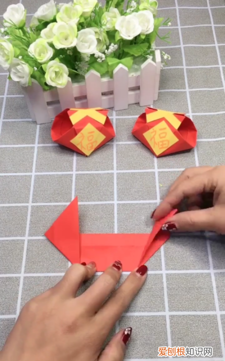 如何制作白菜福袋，小福袋手工制作教程卡纸