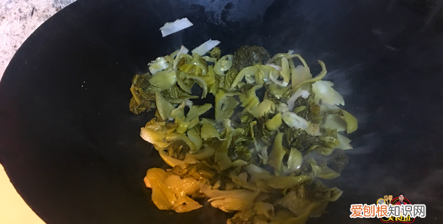 猪大肠怎么炒出来才脆 猪大肠怎么炒又脆又好活