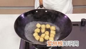 油豆腐怎么炒好吃 家常菜做法,糖尿病人油豆腐酿肉怎么做