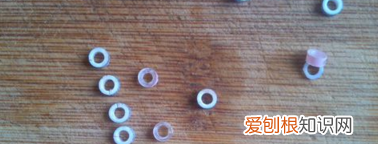 空笔芯怎么变废为宝，如何将坏掉的按压笔变废为宝