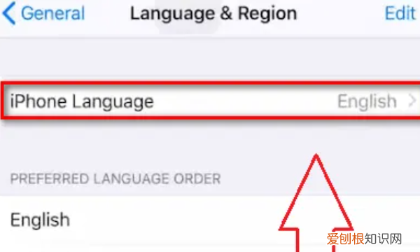 苹果手机英文怎么改成中文字幕,苹果手机是英文的怎么设置成中文
