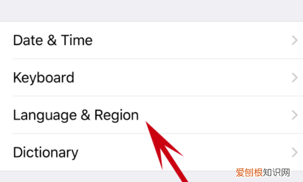 苹果手机英文怎么改成中文字幕,苹果手机是英文的怎么设置成中文