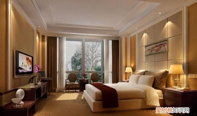 酒店床单为啥放块布