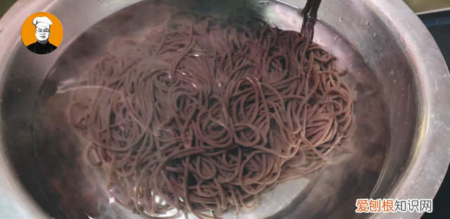 酸辣粉怎么做才好吃简单方法