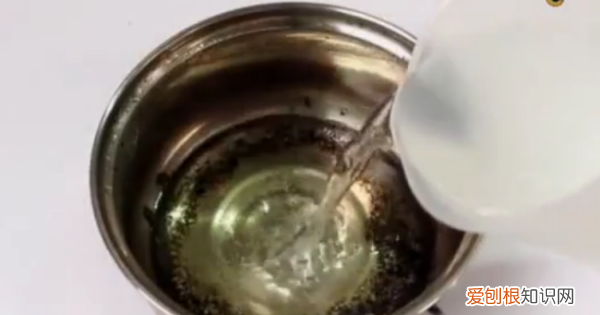 糊锅了怎么去除黑焦,烧焦的锅如何去除炭黑