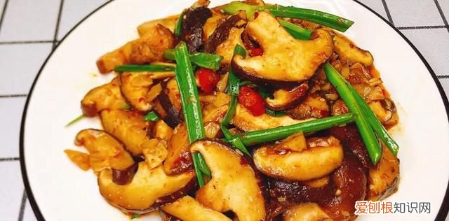 孜然炒香菇怎么炒才好吃,孜然西兰花炒香菇