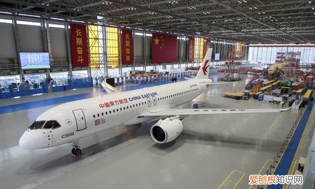 全球首架C919正式交付东航：两舱布局164座，最早明年春商业运营
