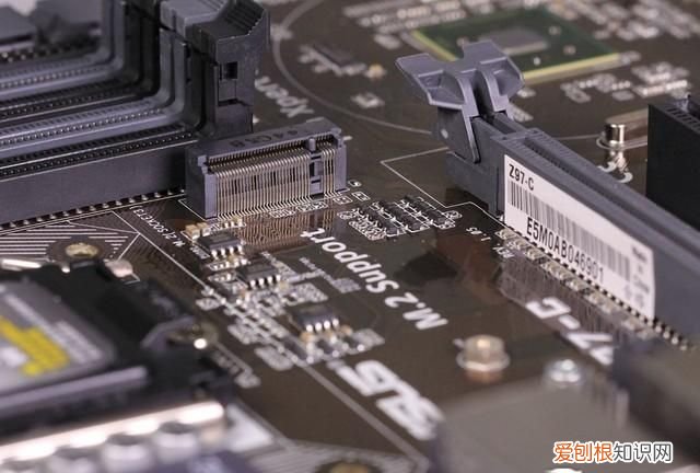 b85主板有带m2接口吗,技嘉b85主板bios添加nvme协议