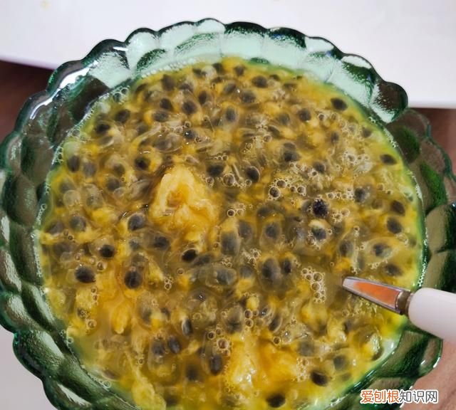 美白养颜百香果柠檬蜜