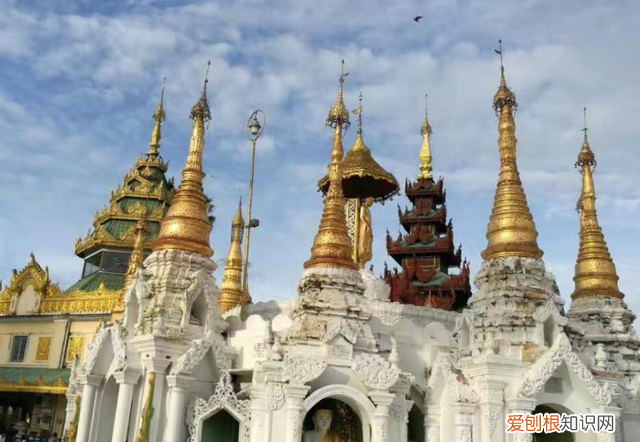 亚洲最贵佛塔建造