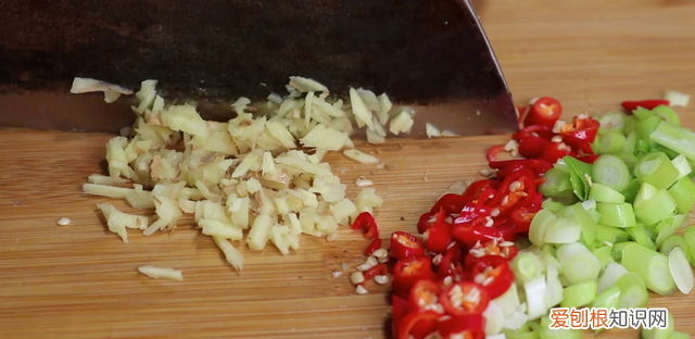 不管炒什么肉,记住别直接下锅炒,教你正确的做法,肉不柴不腥