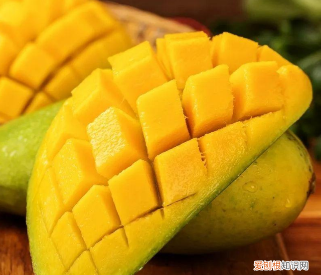芒果小台芒香甜,芒果贵妃芒和小台芒