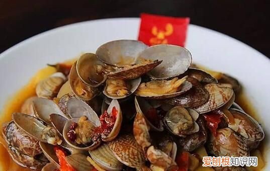 怎样分辨花蛤是否能吃,不开口的花蛤是死花蛤吗