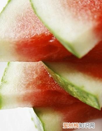 西瓜对于减肥的人来说是好是坏 西瓜当正餐能减肥吗