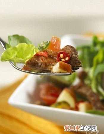 西瓜对于减肥的人来说是好是坏 西瓜当正餐能减肥吗