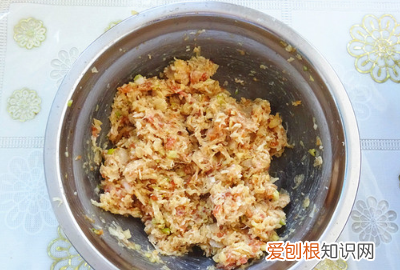 如何做酸菜鸡蛋馅,酸菜鸡蛋包子馅怎么做好吃窍门