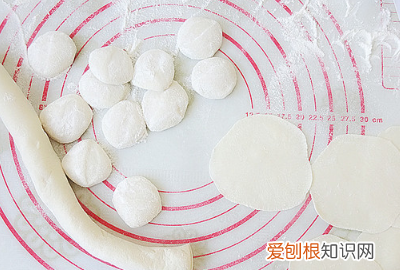 如何做酸菜鸡蛋馅,酸菜鸡蛋包子馅怎么做好吃窍门