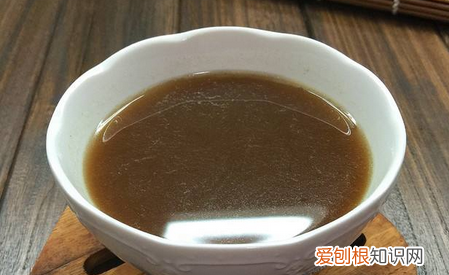 新鲜茵陈怎么处理，茵陈直接晒干好还是蒸熟了晒干好