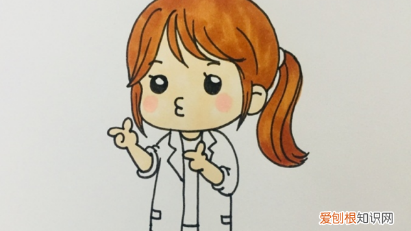 医生的画法，医生怎么画简单又漂亮