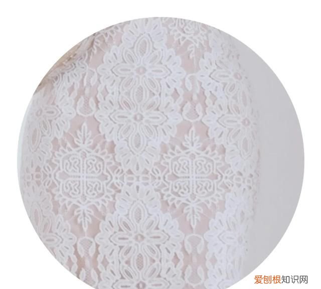 蕾丝怎么穿才高级