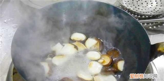 香菇配什么青菜炒好吃家常菜