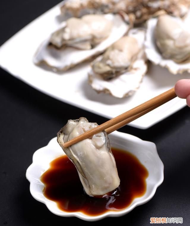 生蚝蒸多长时间最好吃带壳,生蚝料汁怎么调生蚝蒸多久