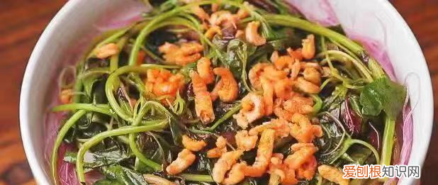 黑桑葚怎么辨别加了色素,黑桑葚染色是什么样的