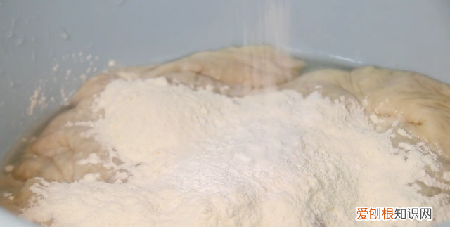 爆炒肥肠的正宗做法入口香脆