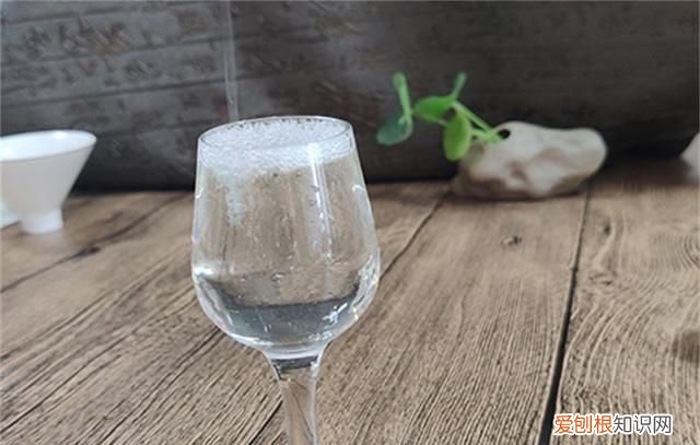 唐三镜酿酒怎么样 唐三镜生料发酵方法