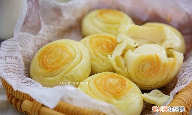 1碗面粉,1包牛奶,1个鸡蛋,烙好的饼和面包一样好吃吗