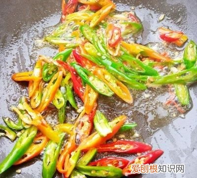 萝卜丝炒猪肉的做法