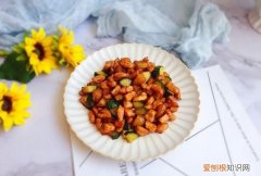 爆香炒三丁,爆炒三丁的家常做法