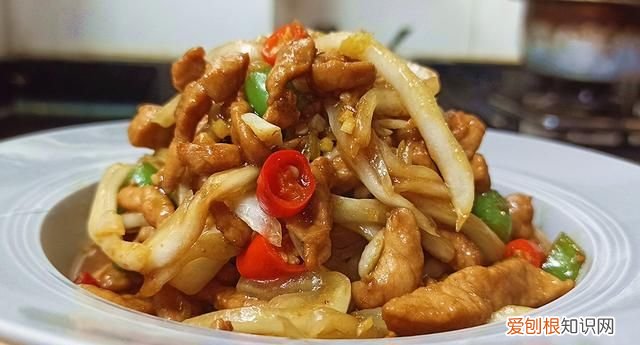 冬天多吃大白菜教你好吃做法,红烧猪肉罐头和大白菜怎么做好吃