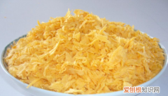 面包糠和面包粉的区别 炸东西用面包糠好还是面包粉好