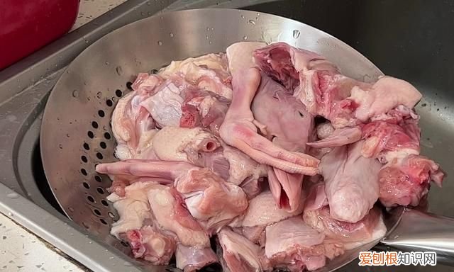 鹅肉怎么炖去腥味又好吃 春天吃鹅肉用什么炖好