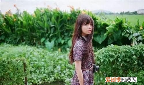 宁愿跑起来被拌倒无数次,也不愿规规矩矩走一辈子图片