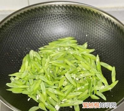蒜蓉炒四季豆的做法,蒜蓉四季豆需要什么调料