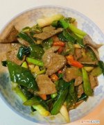 正宗的青椒炒猪肝的做法