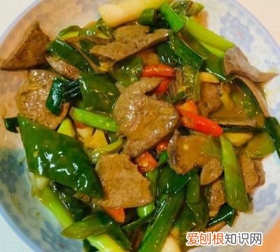 正宗的青椒炒猪肝的做法