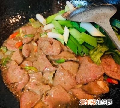 正宗的青椒炒猪肝的做法