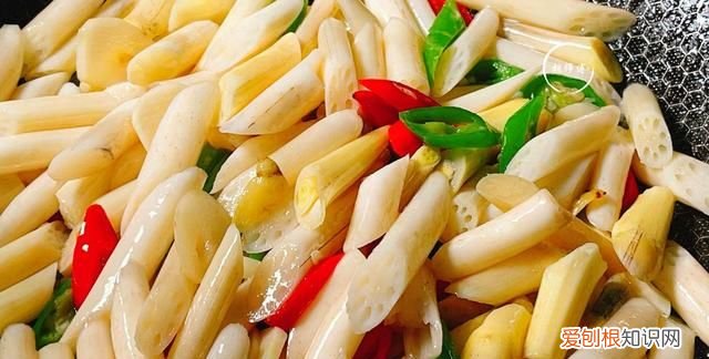 荠菜炒什么菜好吃又营养,炒荠菜的20种家常做法