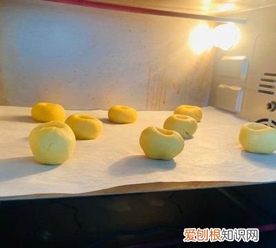 做出的桃酥黄油味儿太浓 做桃酥是黄油好还是食用油好?